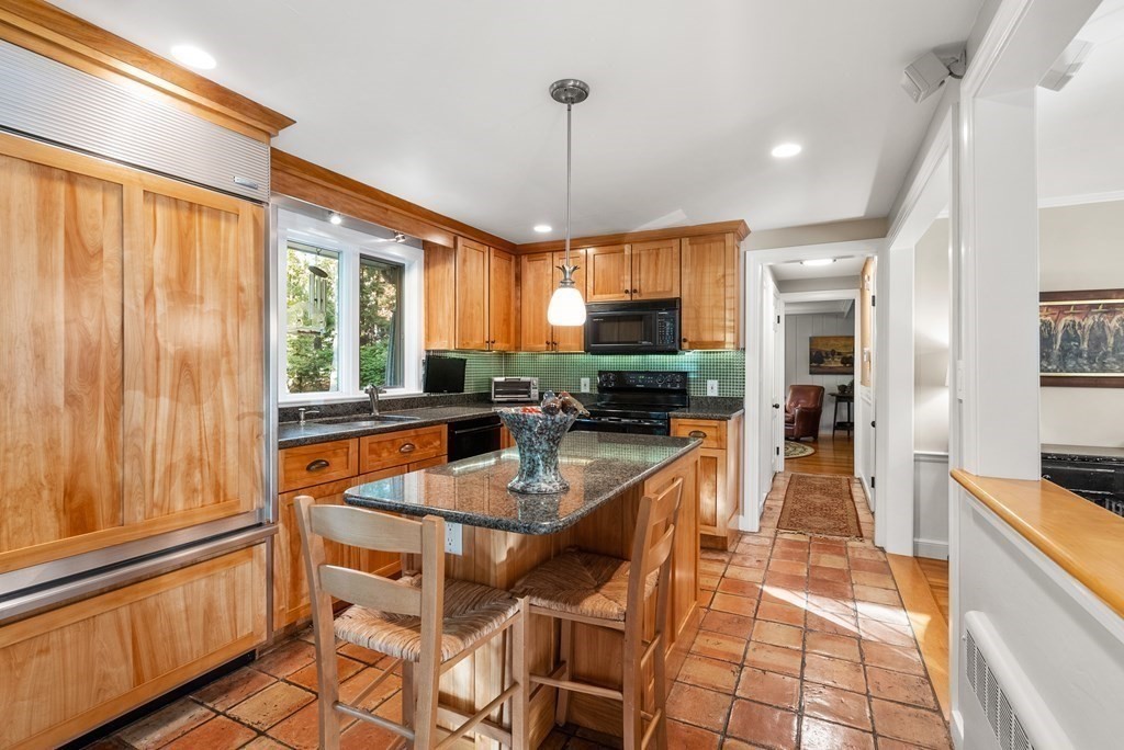 5 Pequot Road Wayland, MA 01778 - Photo 10 of 31 Gallery Image 10