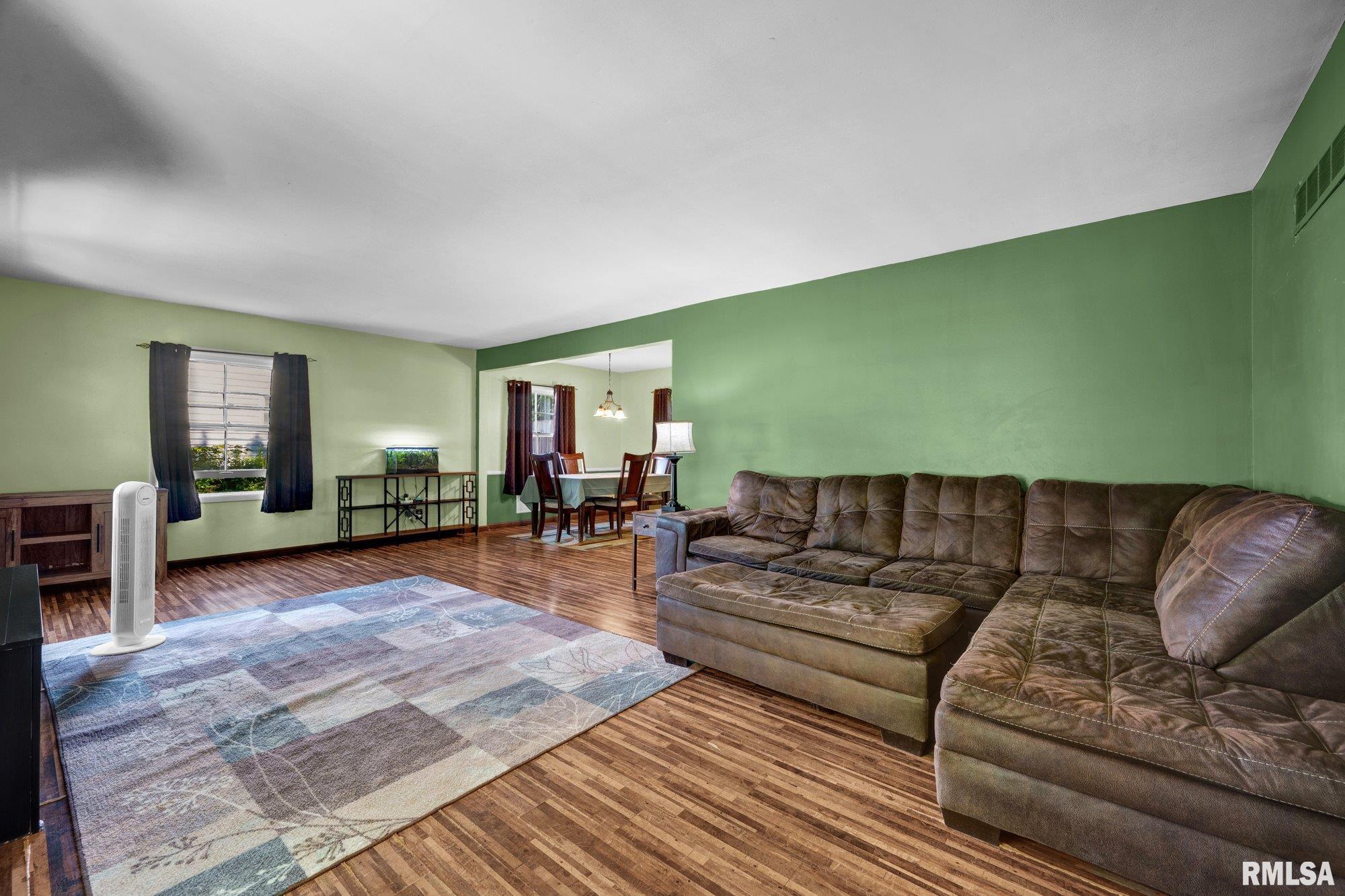 508 West Timber Ridge Drive Peoria, IL 61615 - Photo 9 of 25