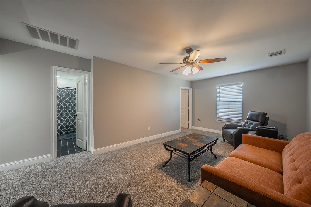 117 Rock Salt Drive Springtown, TX 76082 - Photo 29 of 38