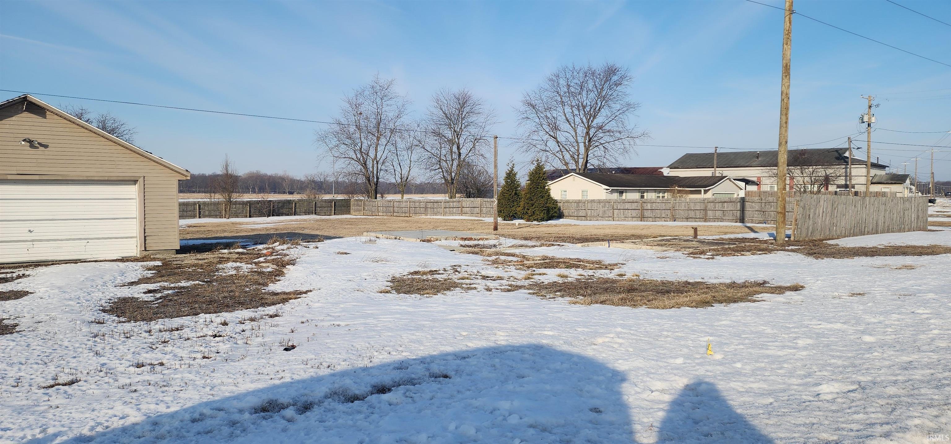 7452 North Monmouth Road Decatur, IN 46733 - Photo 2 of 5 Gallery Image 2