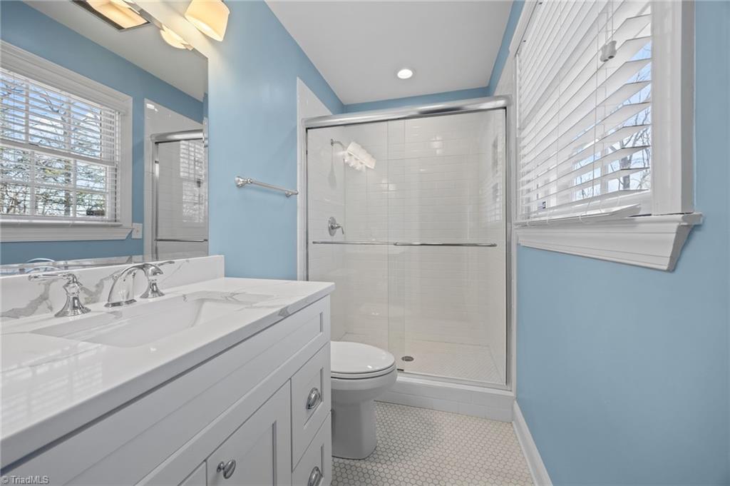 2815 St Regis Road Greensboro, NC 27408 - Photo 23 of 43