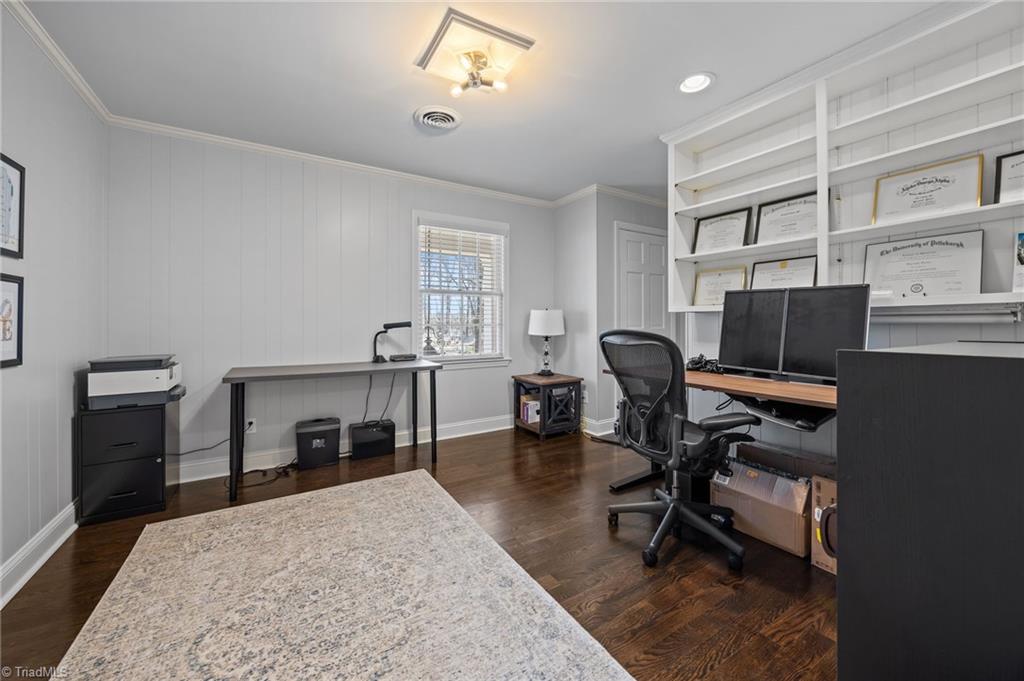 2815 St Regis Road Greensboro, NC 27408 - Photo 27 of 43