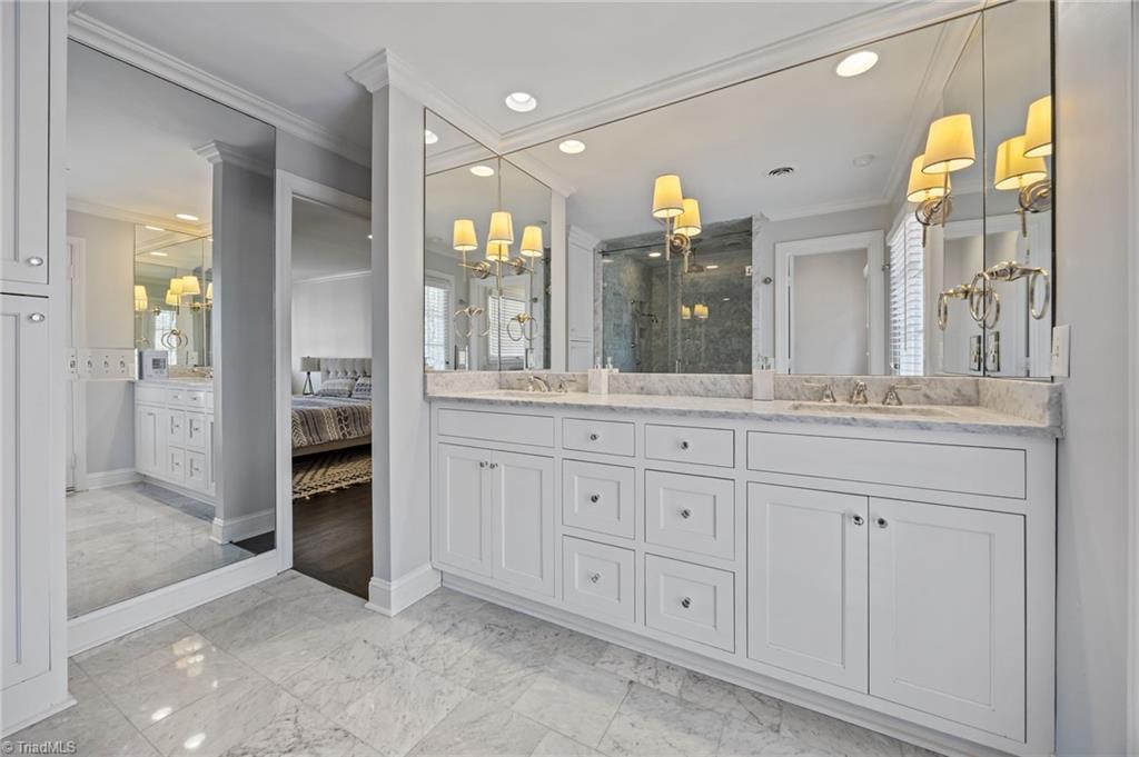 2815 St Regis Road Greensboro, NC 27408 - Photo 31 of 43