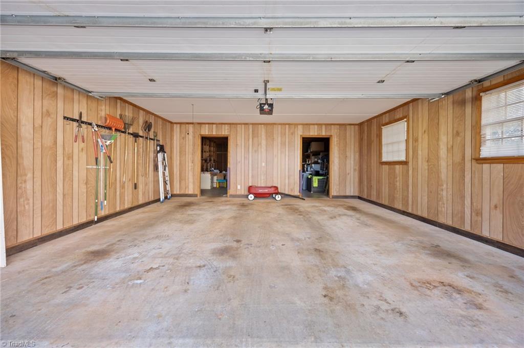 2815 St Regis Road Greensboro, NC 27408 - Photo 36 of 43