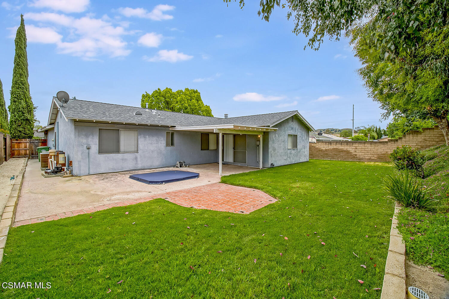 6443 Pepperdine Circle Moorpark, CA 93021 - Photo 30 of 32 BACKYARD