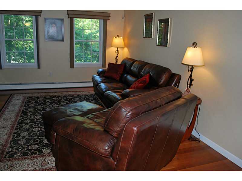 1 Tallwood Road Lincoln, RI 02865 - Photo 14 of 25 Living Room.