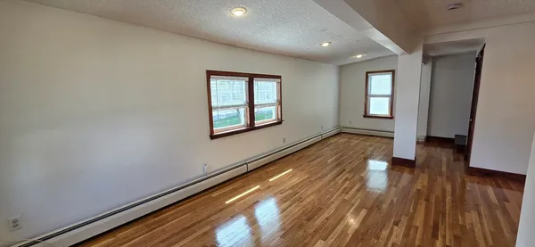 $3,400 | 33 George Street, Unit 2, Everett, MA 02149