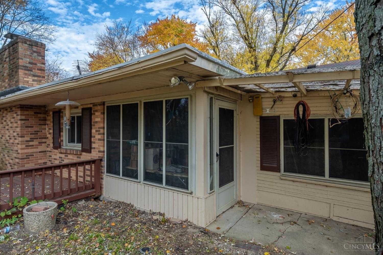267 Monarch Road Centerville, OH 45458 - Photo 7 of 36