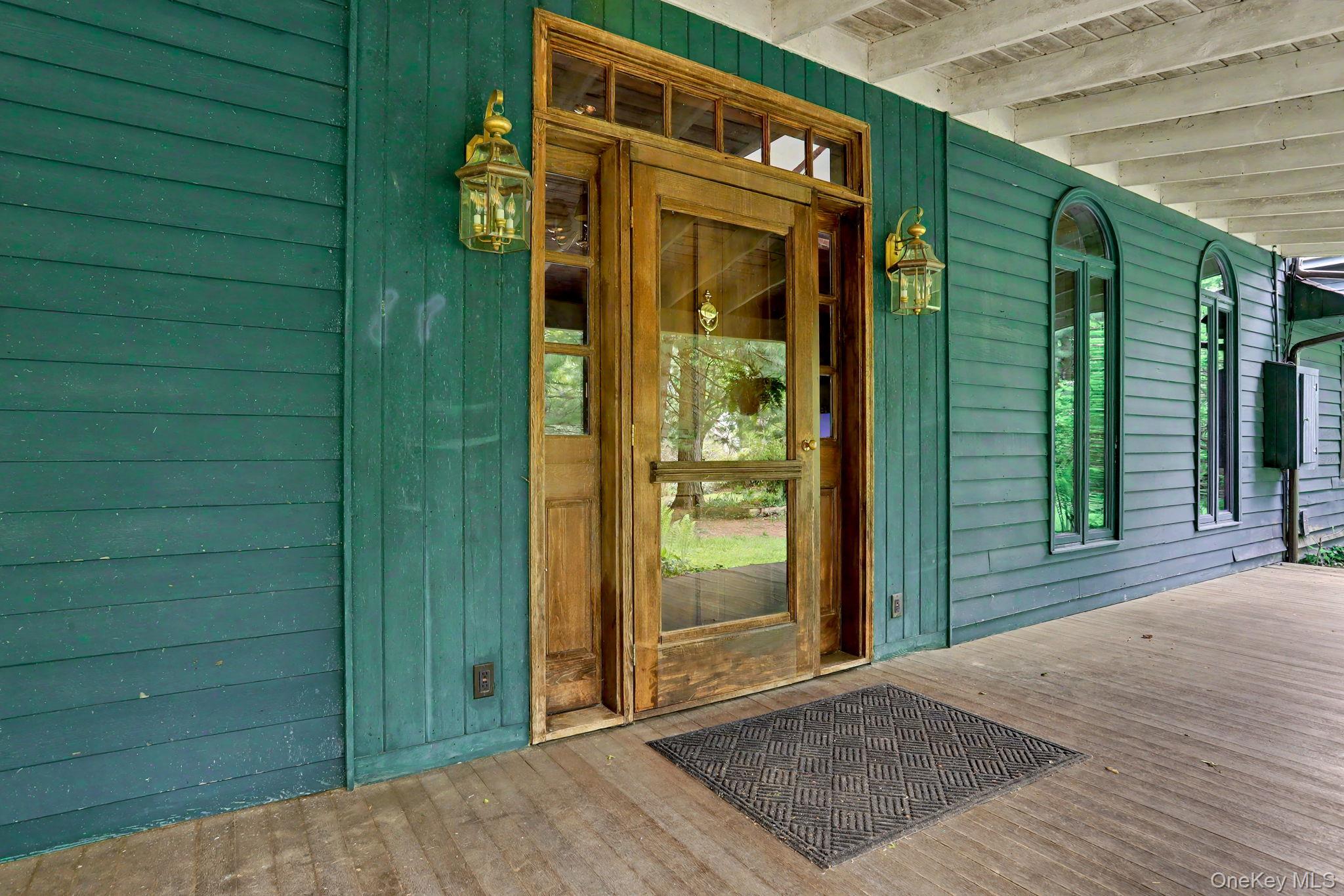 1780 Strawberry Road Mohegan Lake, NY 10547 - Photo 4 of 44