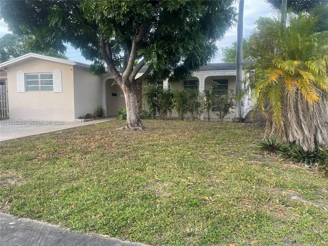 $3,300 | 4315 Harrison Street, Hollywood, FL 33021