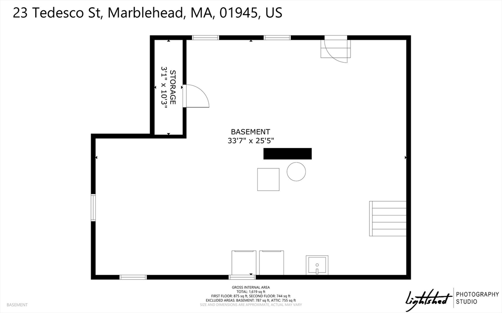 23 Tedesco Street Marblehead, MA 01945 - Photo 41 of 43 a picture of a bathroom with a shower