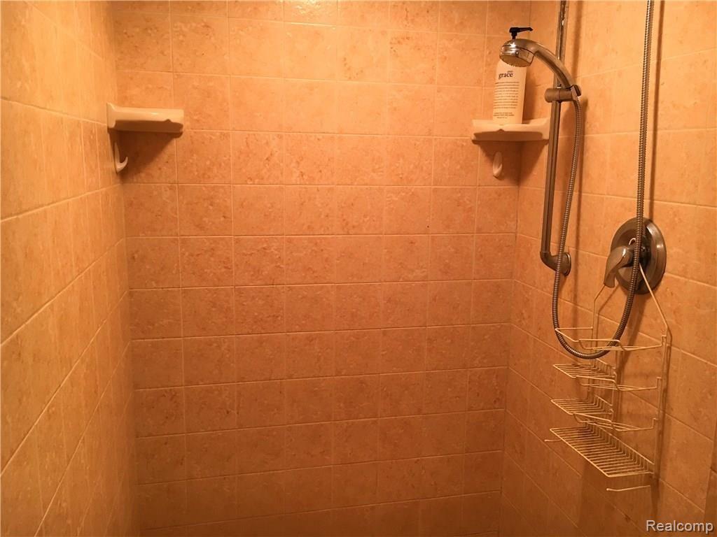 7333 Mentel Road Newport, MI 48166 - Photo 18 of 42 IMG_7299.JPG