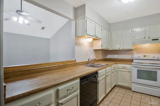 $232,000 | 3020 Cedarwood Village Lane, Pensacola, FL 32514