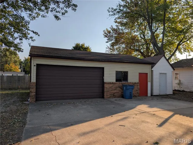$125,000 | 512 Nicholls Street, Livingston, IL 62058