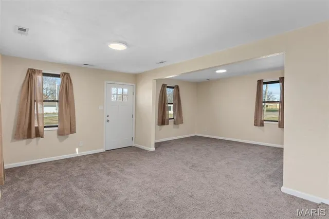 $119,900 | 512 Nicholls Street, Livingston, IL 62058