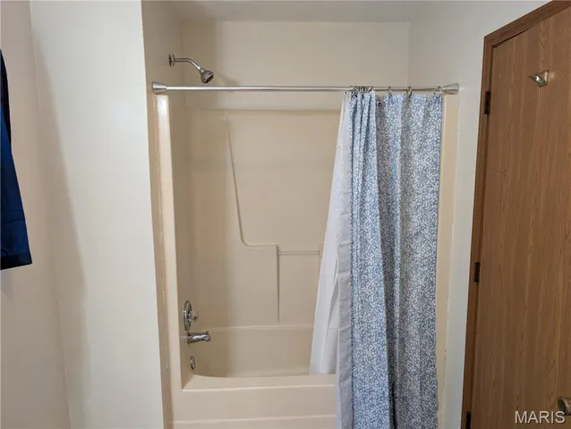 $125,000 | 512 Nicholls Street, Livingston, IL 62058