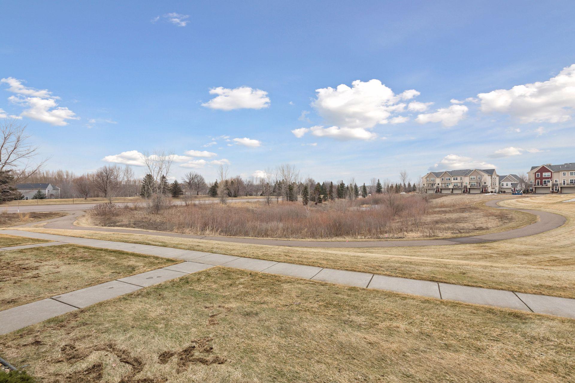 8414 Hemlock Lane North Maple Grove, MN 55369 - Photo 4 of 39