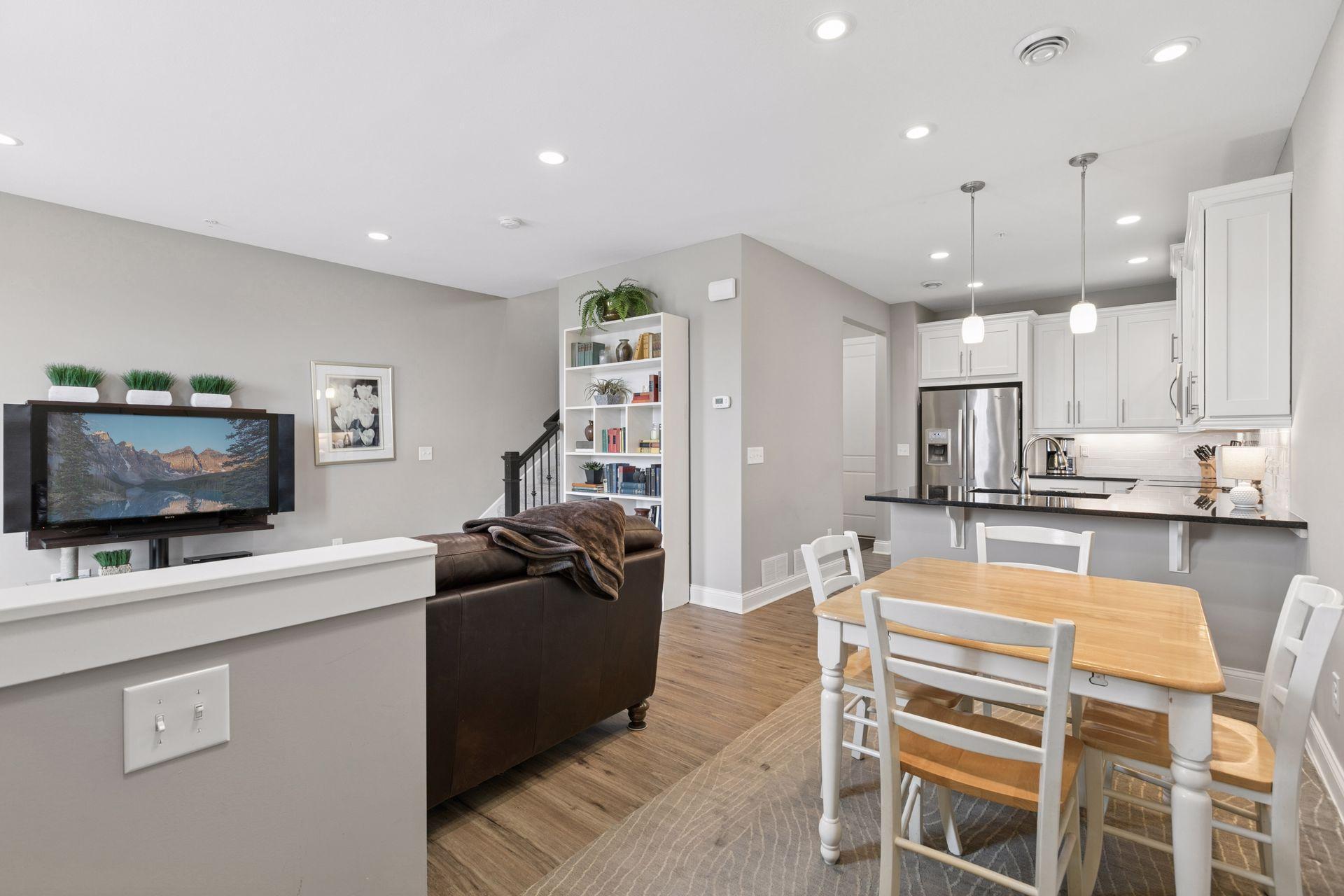 8414 Hemlock Lane North Maple Grove, MN 55369 - Photo 6 of 39