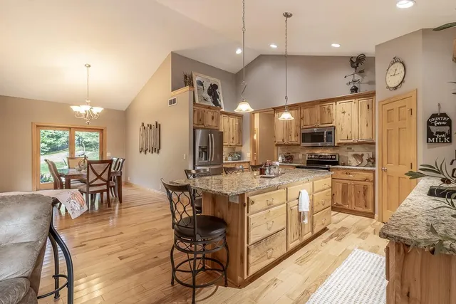 $585,000 | 124 Jay Street, Le Sueur, MN 56058