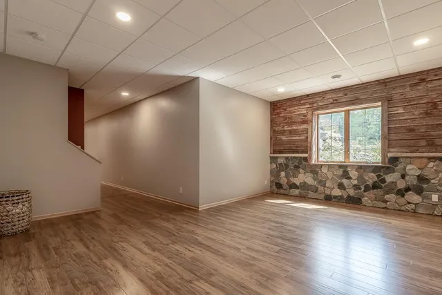 $585,000 | 124 Jay Street, Le Sueur, MN 56058