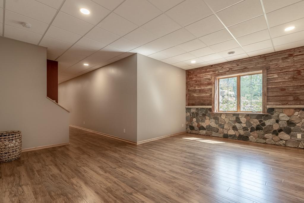 124 Jay Street Le Sueur, MN 56058 - Photo 37 of 57