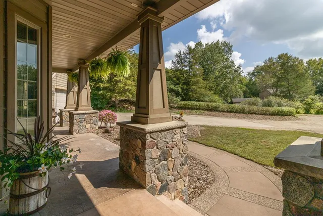 $585,000 | 124 Jay Street, Le Sueur, MN 56058