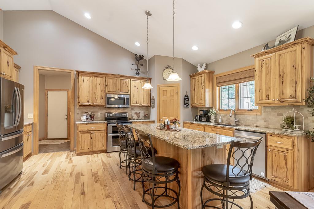 124 Jay Street Le Sueur, MN 56058 - Photo 7 of 57