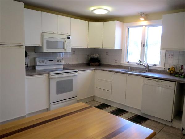 42 Noanett Road Needham, MA 02494 - Photo 10 of 14 Gallery Image 10