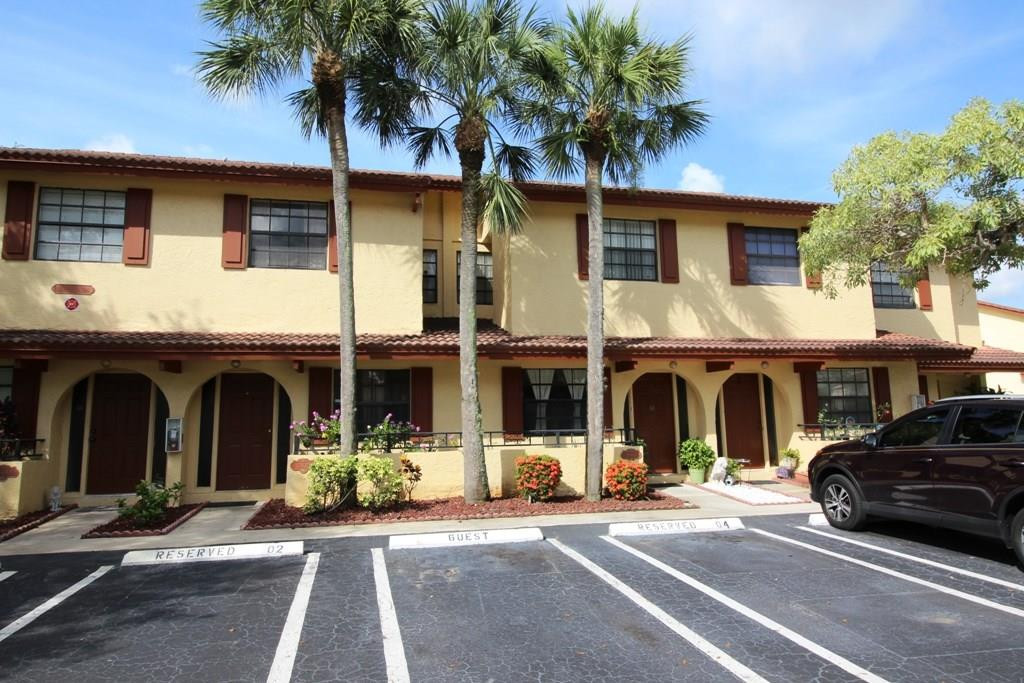 10904 West Sample Road, Unit C4 Coral Springs, FL 33065 - Photo 2 of 14 Photo 2