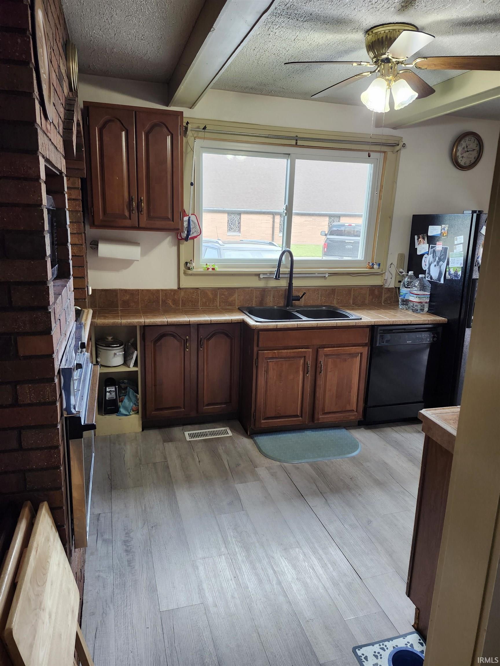 449 4th Street Northeast Linton, IN 47441 - Photo 19 of 36