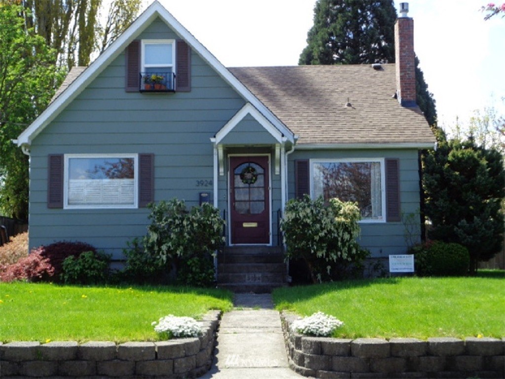 3924 North 12th Street Tacoma, WA 98406 - Photo 1 of 15