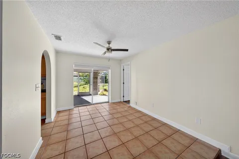 $220,000 | 1513 Southwest 52nd Lane, Cape Coral, FL 33914