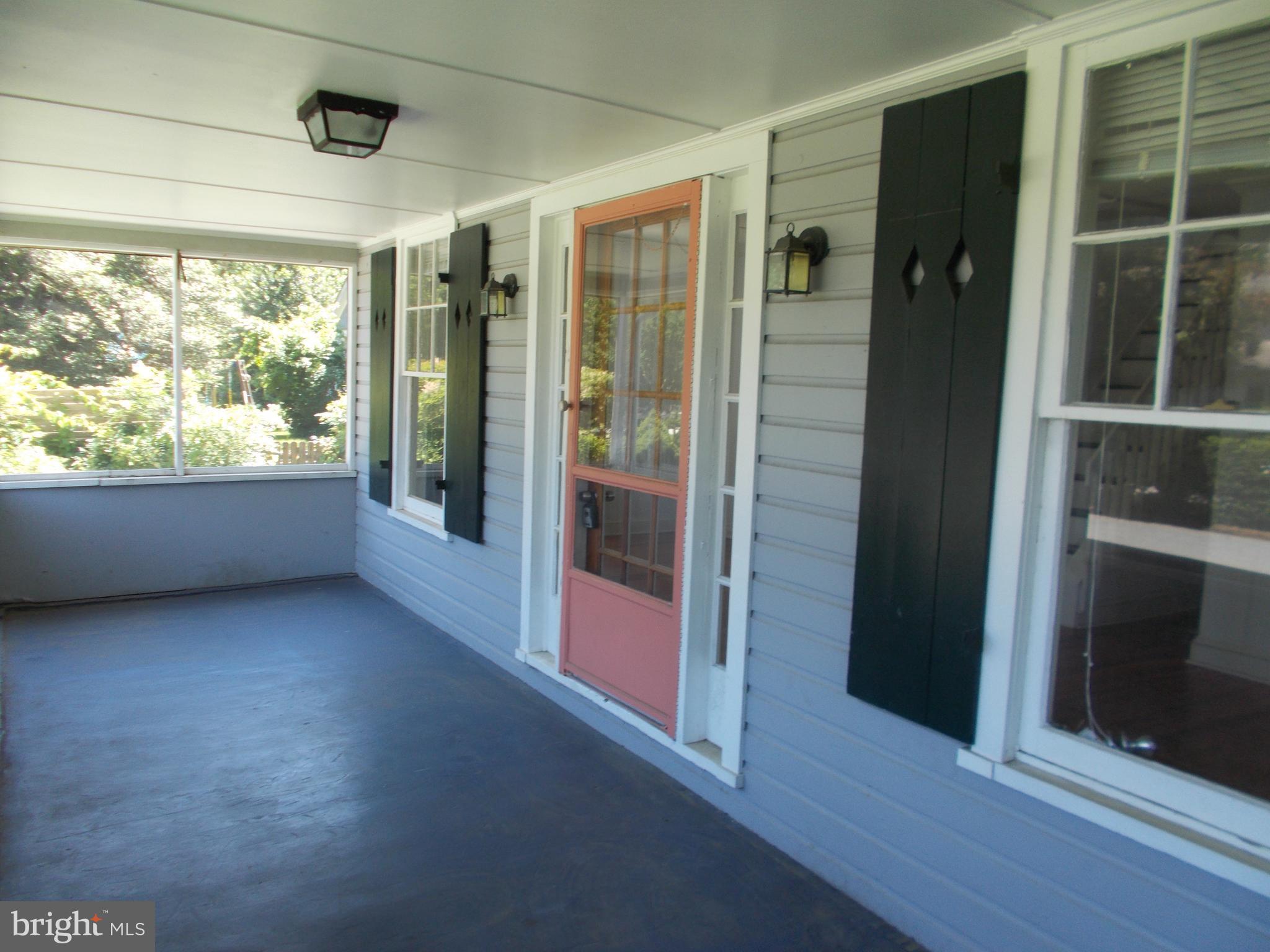 1780 Beachfield Road Annapolis, MD 21409 - Photo 8 of 27 Great Screened Front Porch