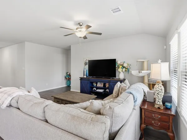 $2,500 | 410 Dempsey Drive, McKinney, TX 75071