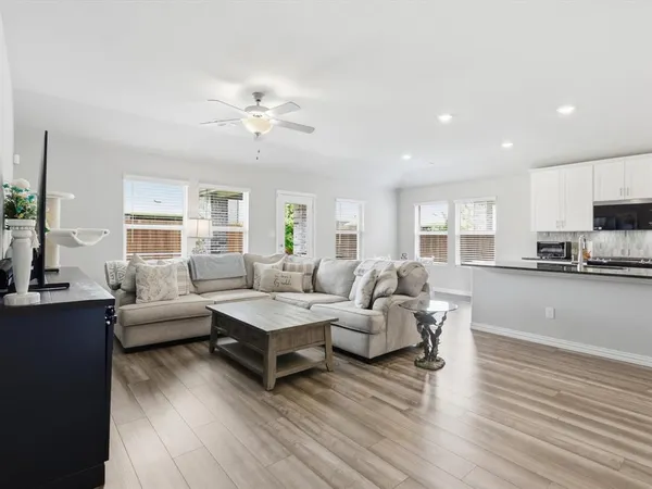 $2,500 | 410 Dempsey Drive, McKinney, TX 75071