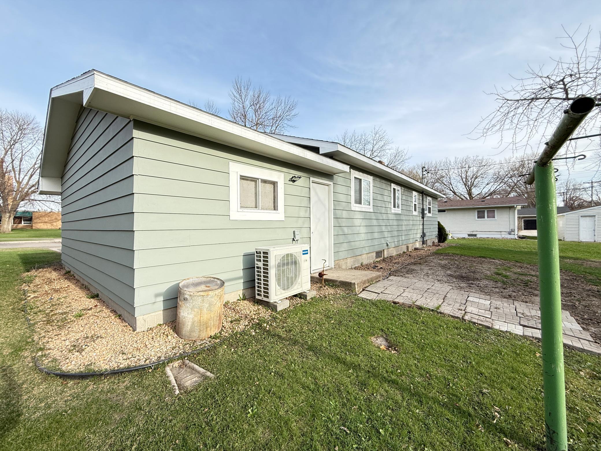 413 South 13th Street Montevideo, MN 56265 - Photo 35 of 41
