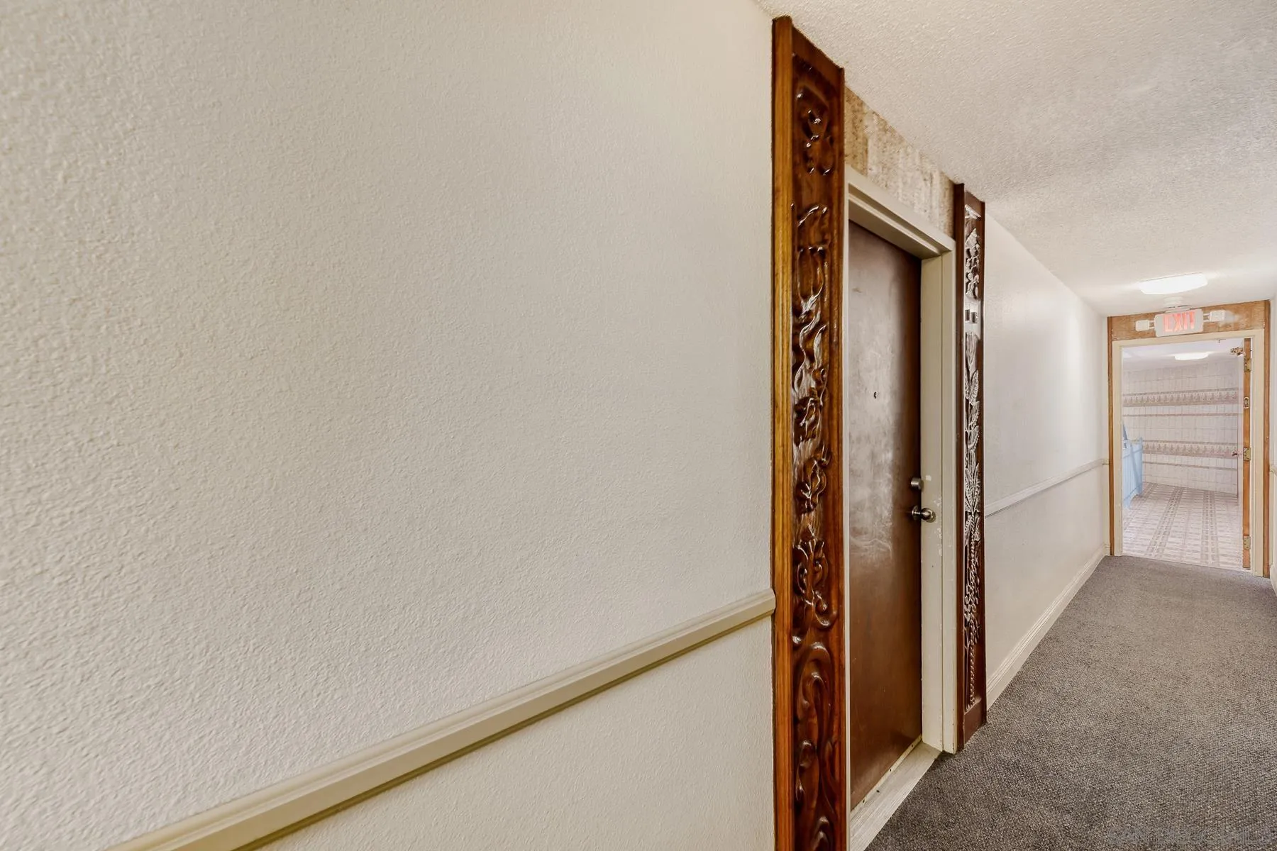 8308 Regents Road, Unit 1H San Diego, CA 92122 - Photo 8 of 23 a view of hallway with stairs