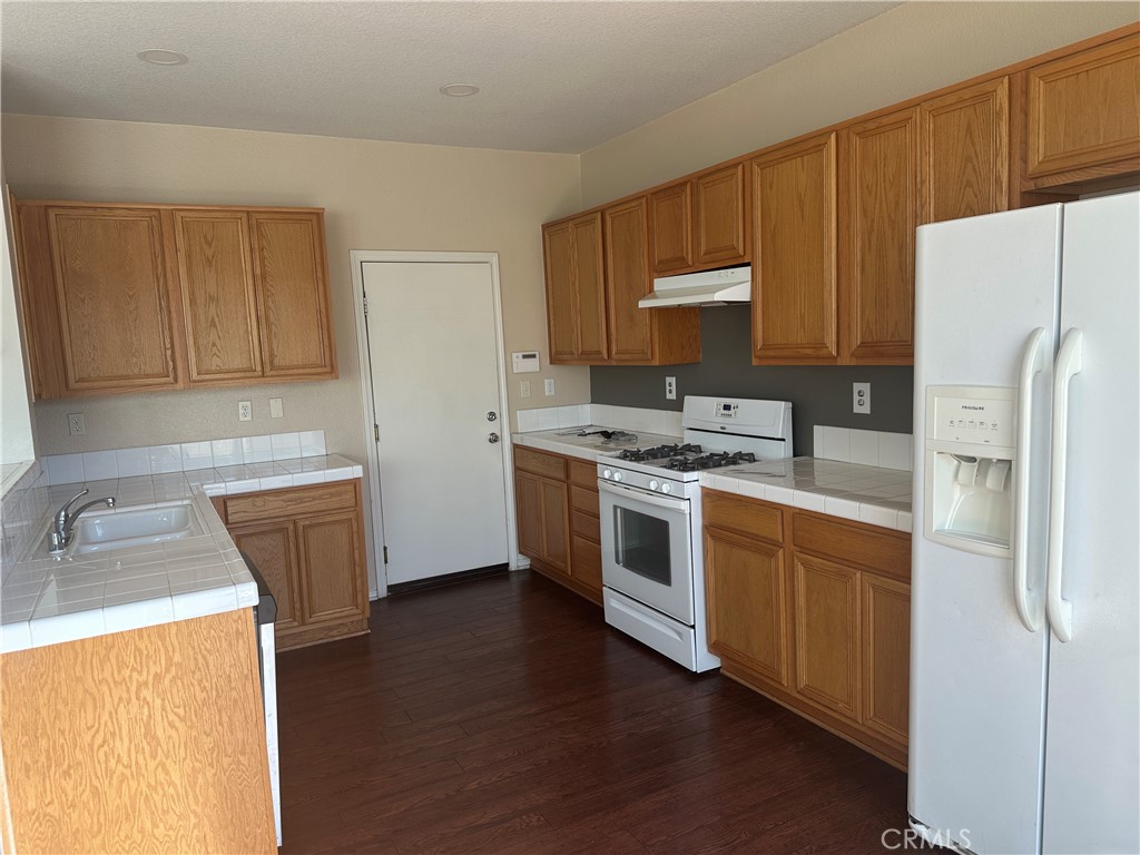 33955 Lily Road, Unit 86 Yucaipa, CA 92399 - Photo 5 of 31