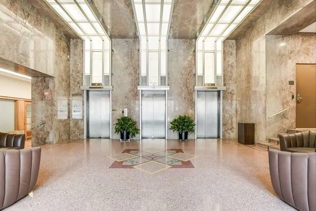 $599,000 | 710 Colorado Street, Unit 3B, Austin, TX 78701