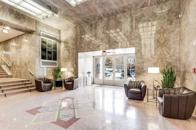 $599,000 | 710 Colorado Street, Unit 3B, Austin, TX 78701