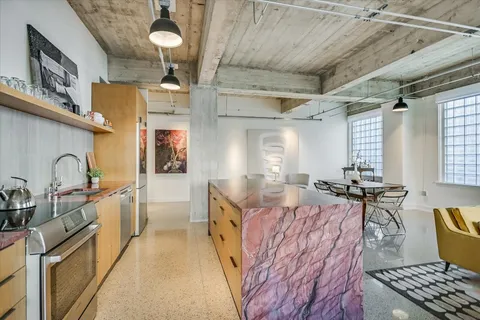 $599,000 | 710 Colorado Street, Unit 3B, Austin, TX 78701