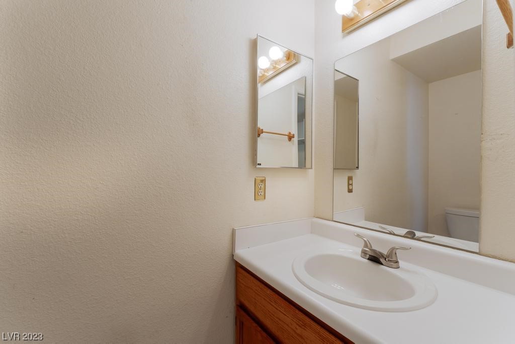 913 Wilson Cliffs Road Las Vegas, NV 89128 - Photo 17 of 33