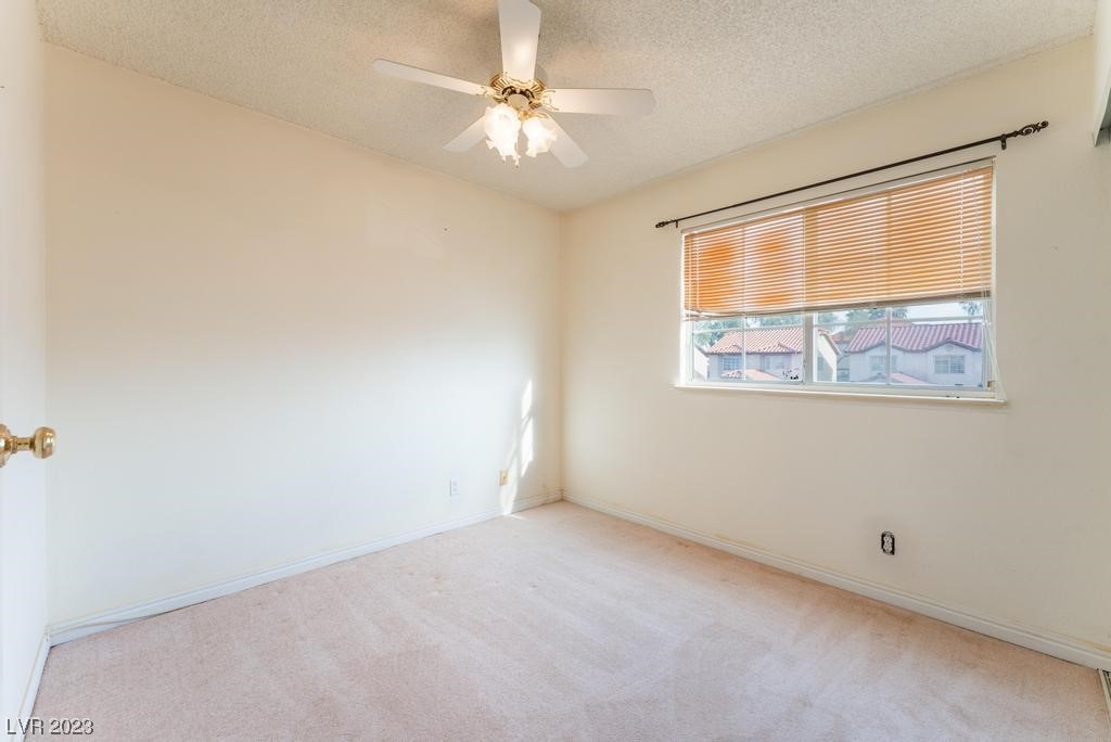 913 Wilson Cliffs Road Las Vegas, NV 89128 - Photo 21 of 33