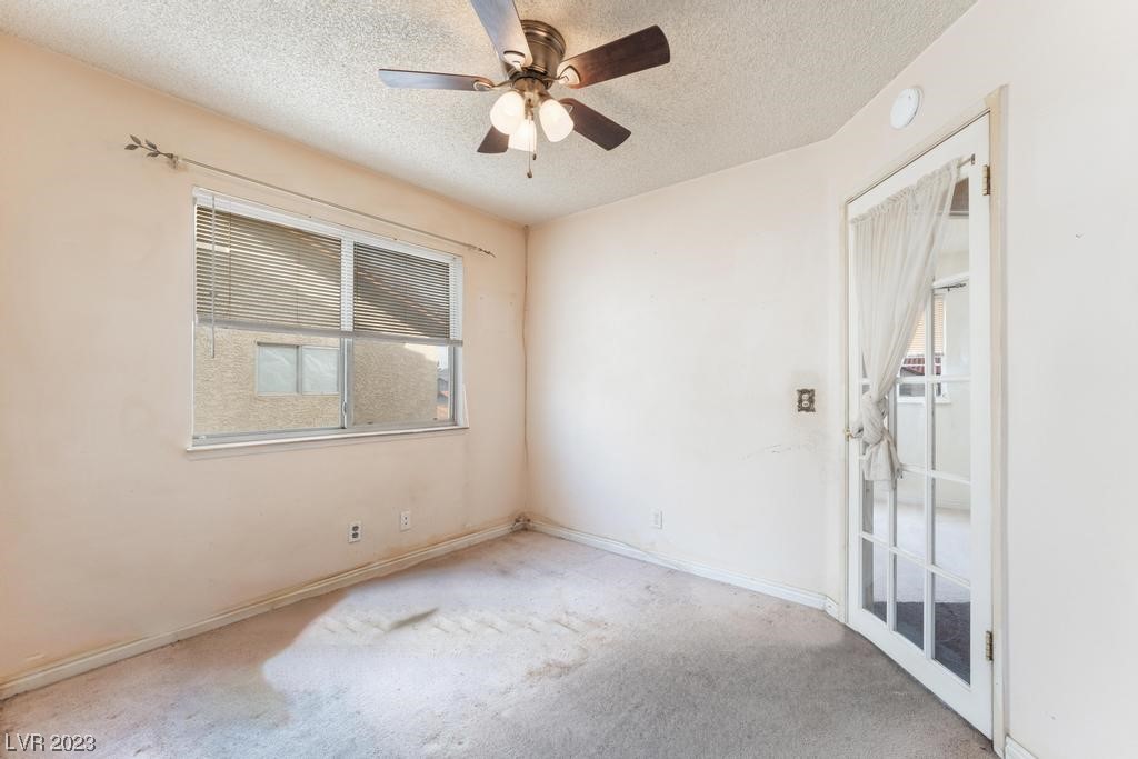 913 Wilson Cliffs Road Las Vegas, NV 89128 - Photo 24 of 33
