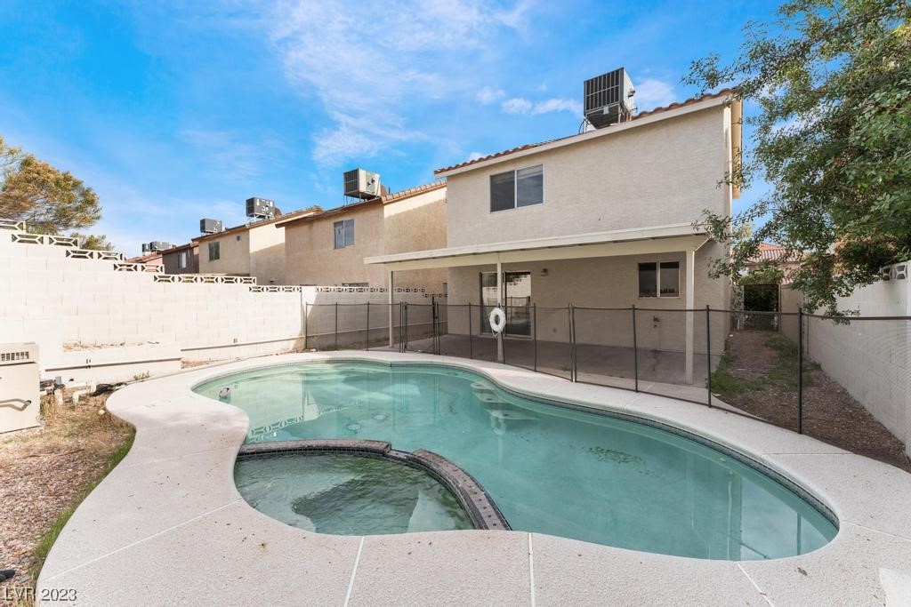 913 Wilson Cliffs Road Las Vegas, NV 89128 - Photo 32 of 33