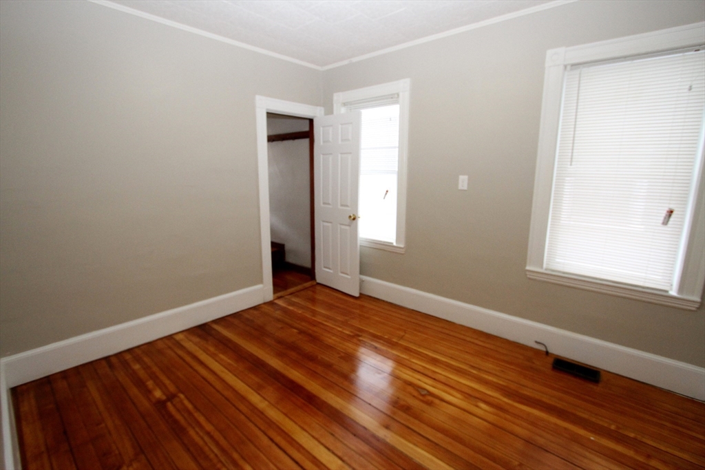 18 Howes Street, Unit 2 Boston, MA 02125 - Photo 12 of 19