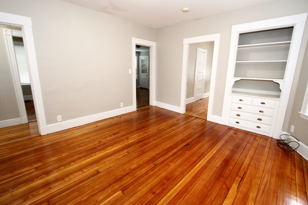 18 Howes Street, Unit 2 Boston, MA 02125 - Photo 7 of 19