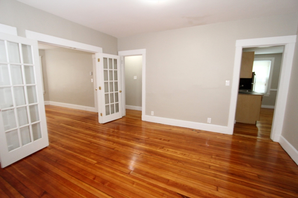 18 Howes Street, Unit 2 Boston, MA 02125 - Photo 9 of 19