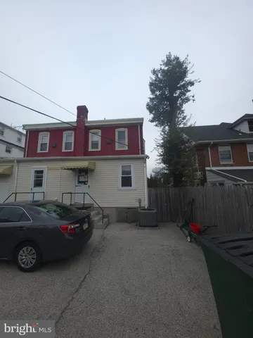 $1,300 | 320 Darby Road, Havertown, PA 19083