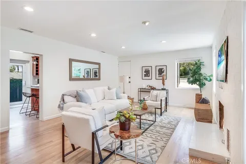 $2,825,000 | 575 24th Street, Hermosa Beach, CA 90254